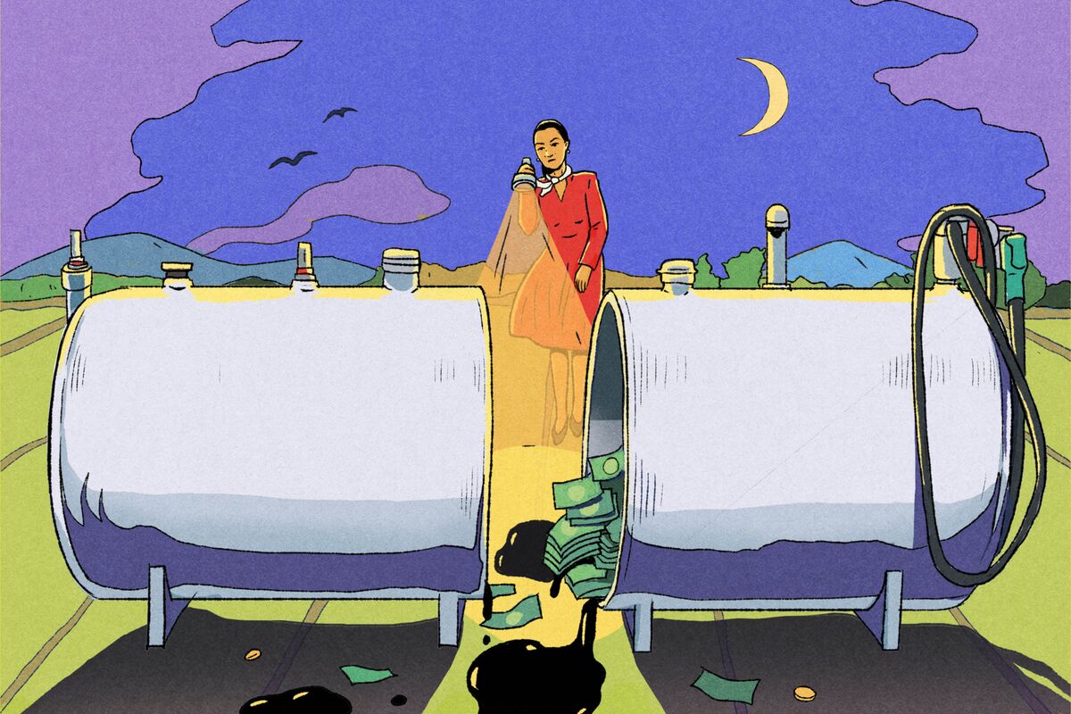 Fuel-Smuggling Crackdown Threatens to Backfire on Mexico's Sheinbaum