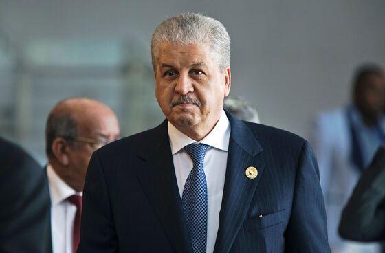 As Divisive Vote Looms, Algeria Jails 2 Ex-Premiers on Graft
