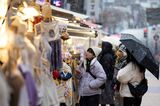 Commuters and Energy Infrastructure as Heavy Snowfall Expected in Seoul