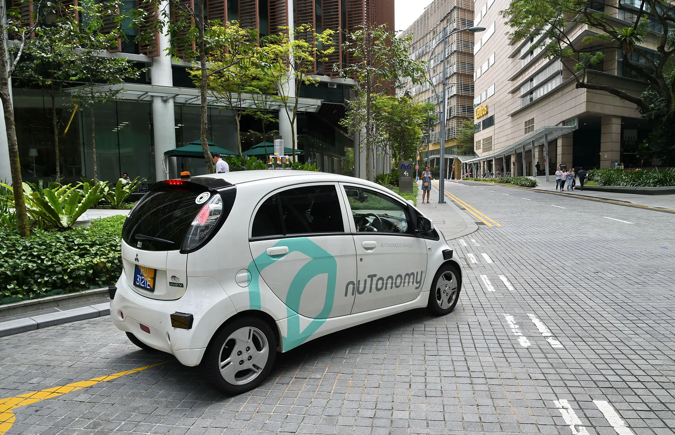 Test drive of the nuTonomy driverless car in Singapore in Aug.&nbsp;2016. &nbsp;&nbsp;