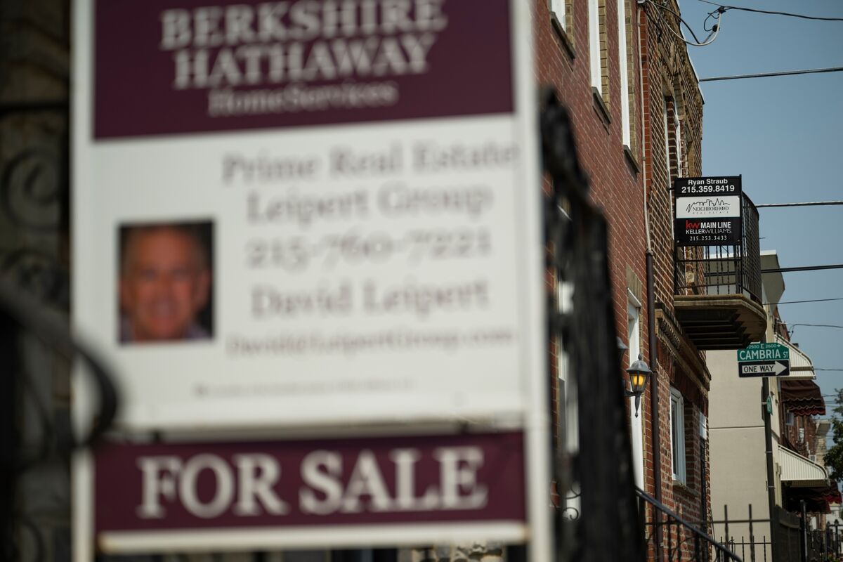 Housing Crisis Hits Home: Harris vs Trump – Who’s the Real Champion for Battleground States