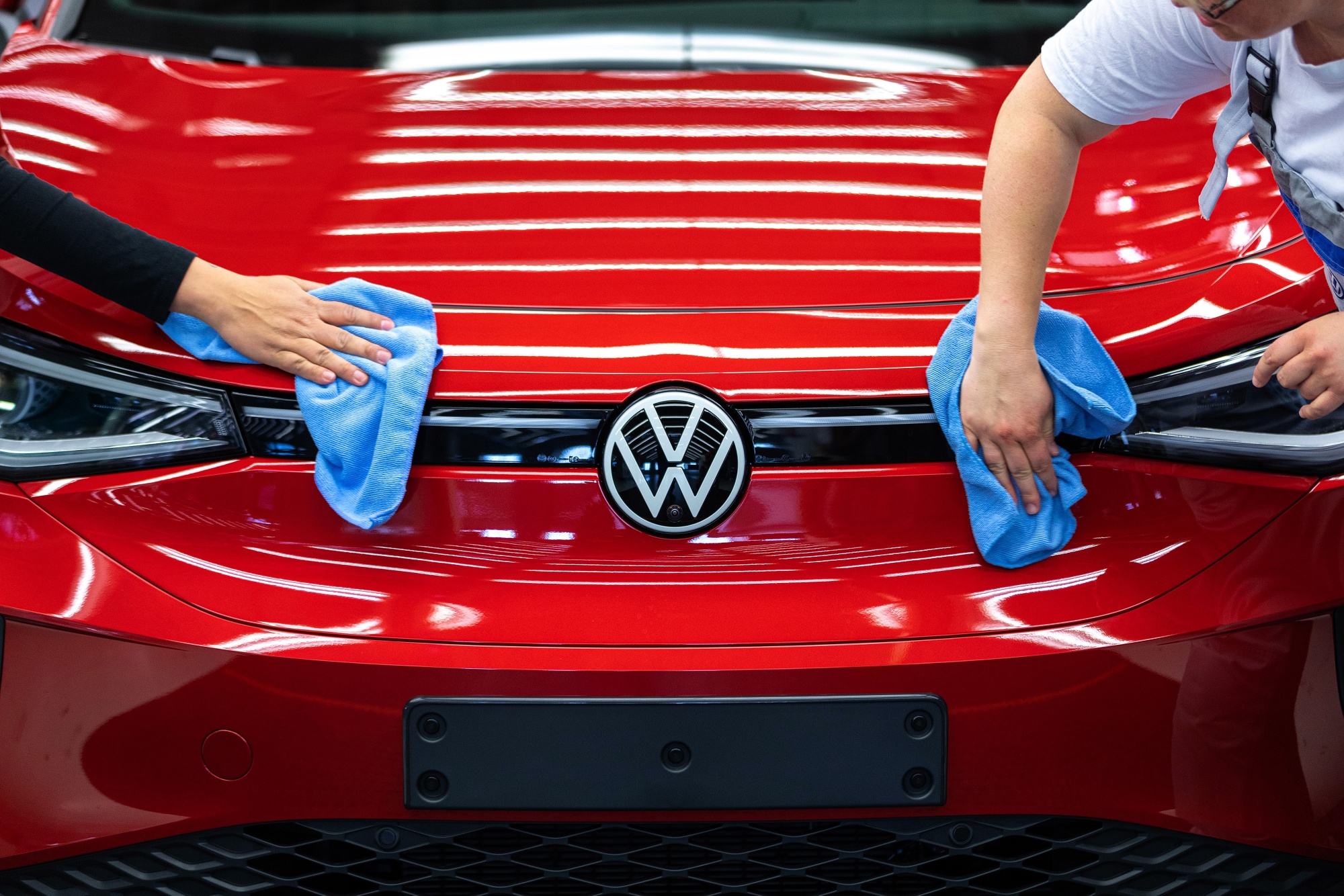 How T-MPVs helped Volkswagen profits surge - Just Auto