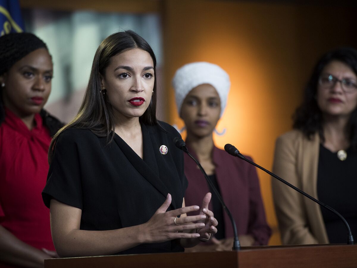 2018 Election's Winning Moderates Offer Counter to AOC Squad - Bloomberg