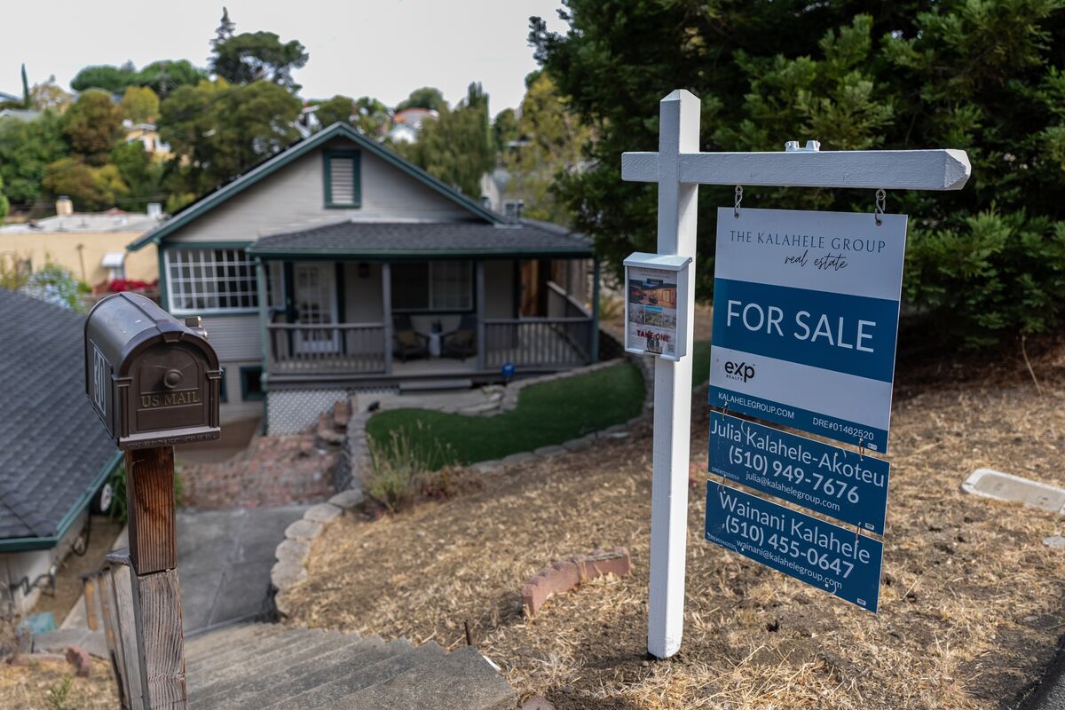 bloomberg.com - Justin Fox - Your 3% Mortgage Rate Is Crippling the Housing Market