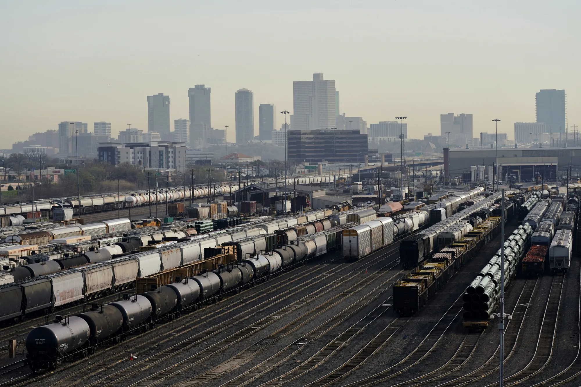 Tankers and freight cars&nbsp;in Fort Worth, Texas, U.S.&nbsp;