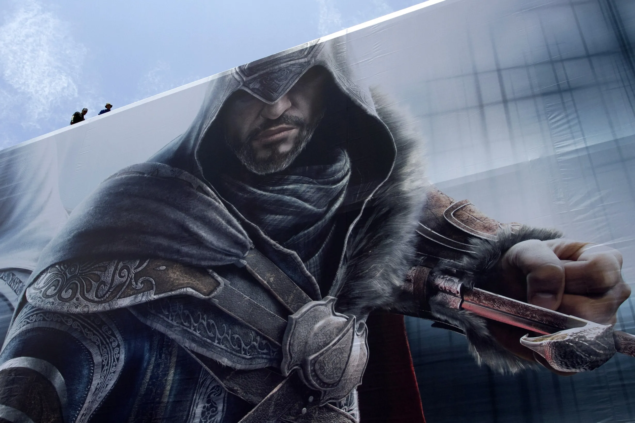 Gamers take it one bad guy at a time.
