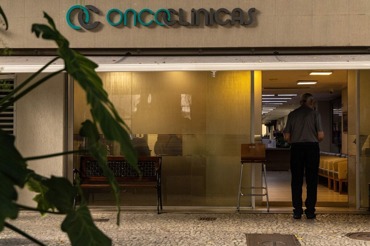 bloomberg.com - Rachel Gamarski - A Goldman-Linked Health Firm Is Brazil's Latest Corporate Meltdown