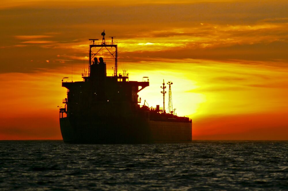 Tanker Glut Signals 25% Slump In Freight Rates This Year