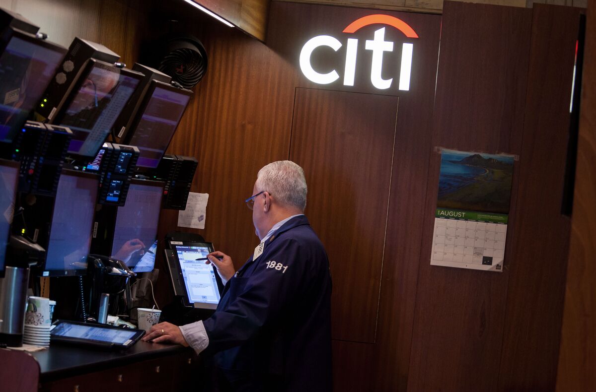 Citigroup Says to Boost Bets Against Long Bonds on Risks to Fed - Bloomberg