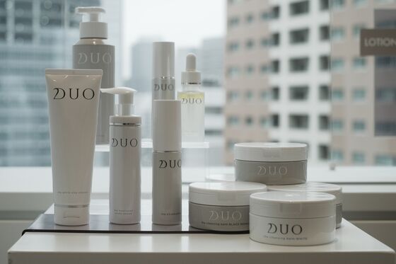 ‘Anti-Aging Freak’ Gets $817 Million Haul in Hot Japan Stock