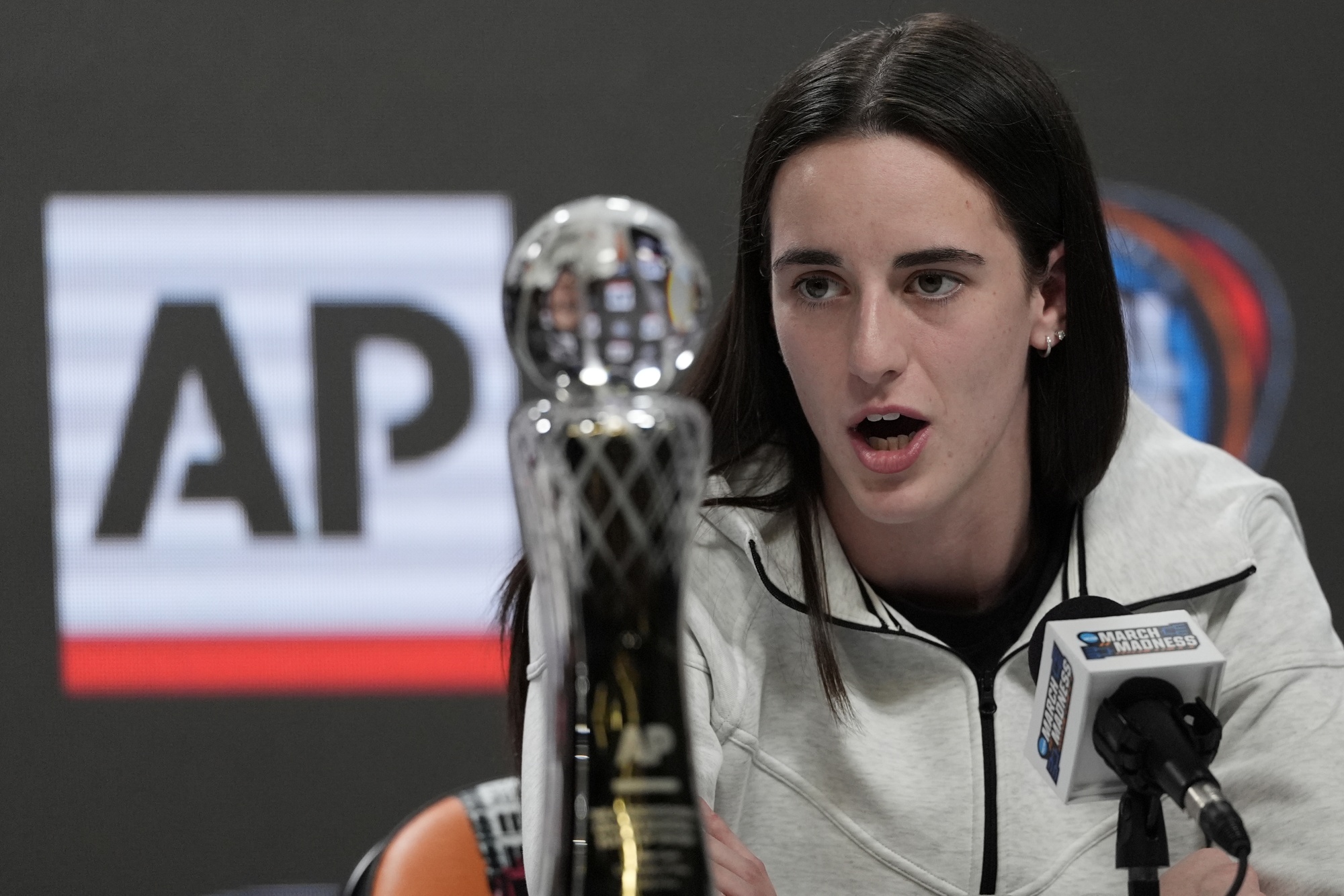Caitlin Clark of Iowa is the AP Player of the Year in women's hoops for the 2nd straight season - Bloomberg