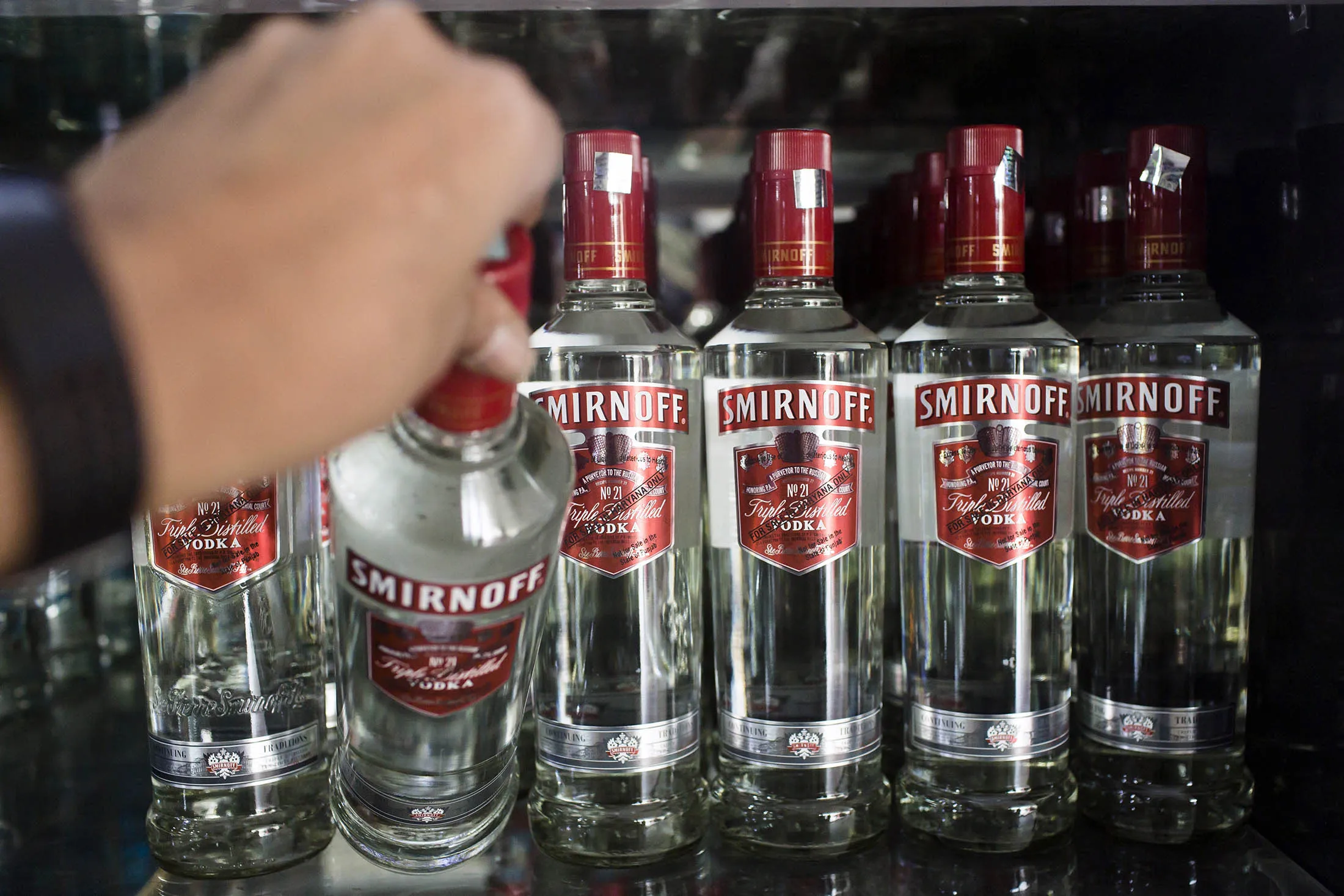 1492559224_india alcohol