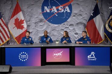 NASA Crew Praises Orion Capsule That Took Them Around the Moon