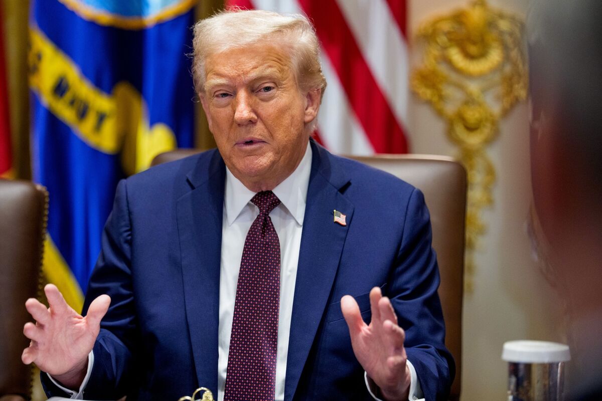 Trump Says Court Should Defer to Him on ‘Cause’ for Cook Firing