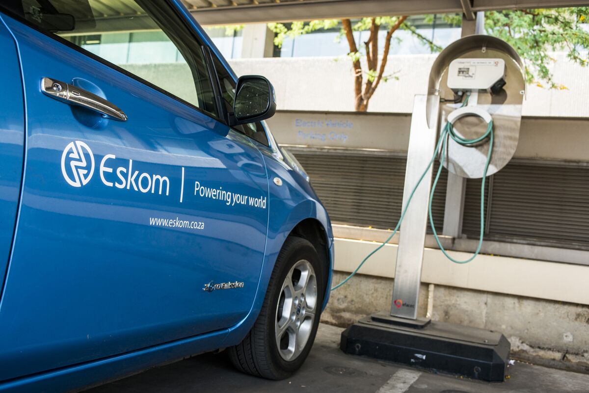 South Africa’s EV Dream Threatens $8.5 Billion In Climate Aid - Bloomberg