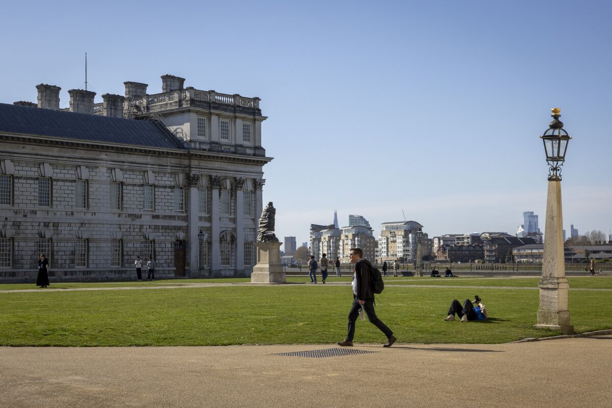 Britain’s Universities Bet on Foreign Students. Now They’re Turning Elsewhere