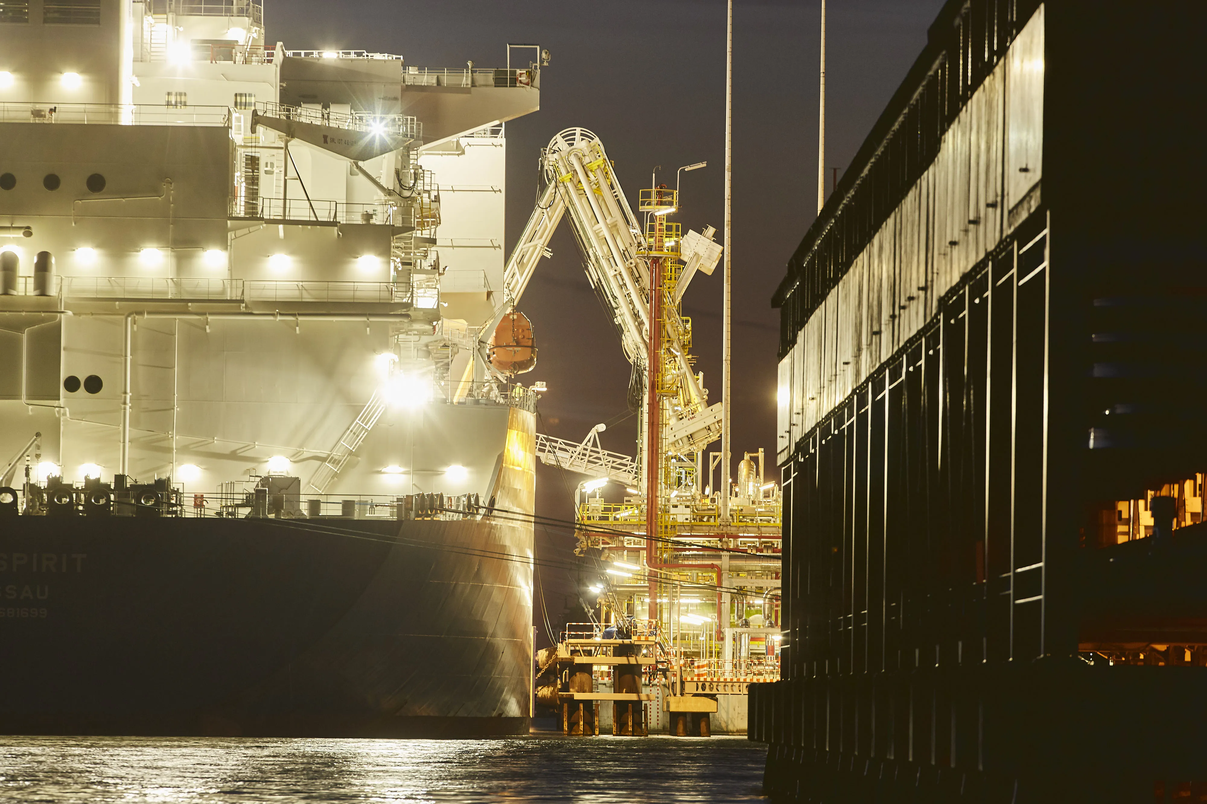 Poland Receives First Delivery of U.S. Liquid Natural Gas