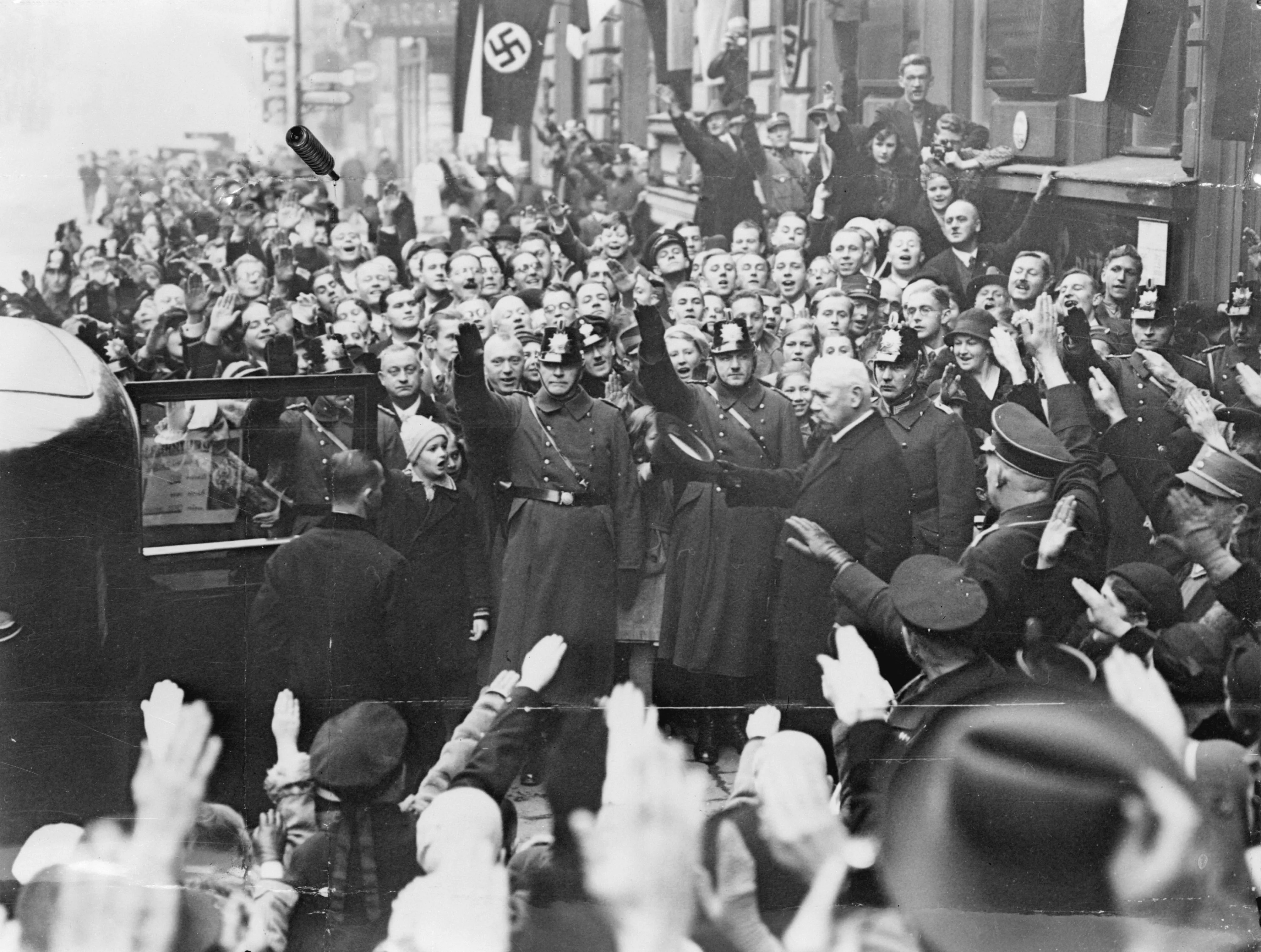 Exiting:&nbsp;German democracy.