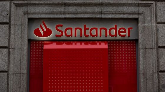 Santander Rebounds From Giant Loss With Profit, Capital Lift