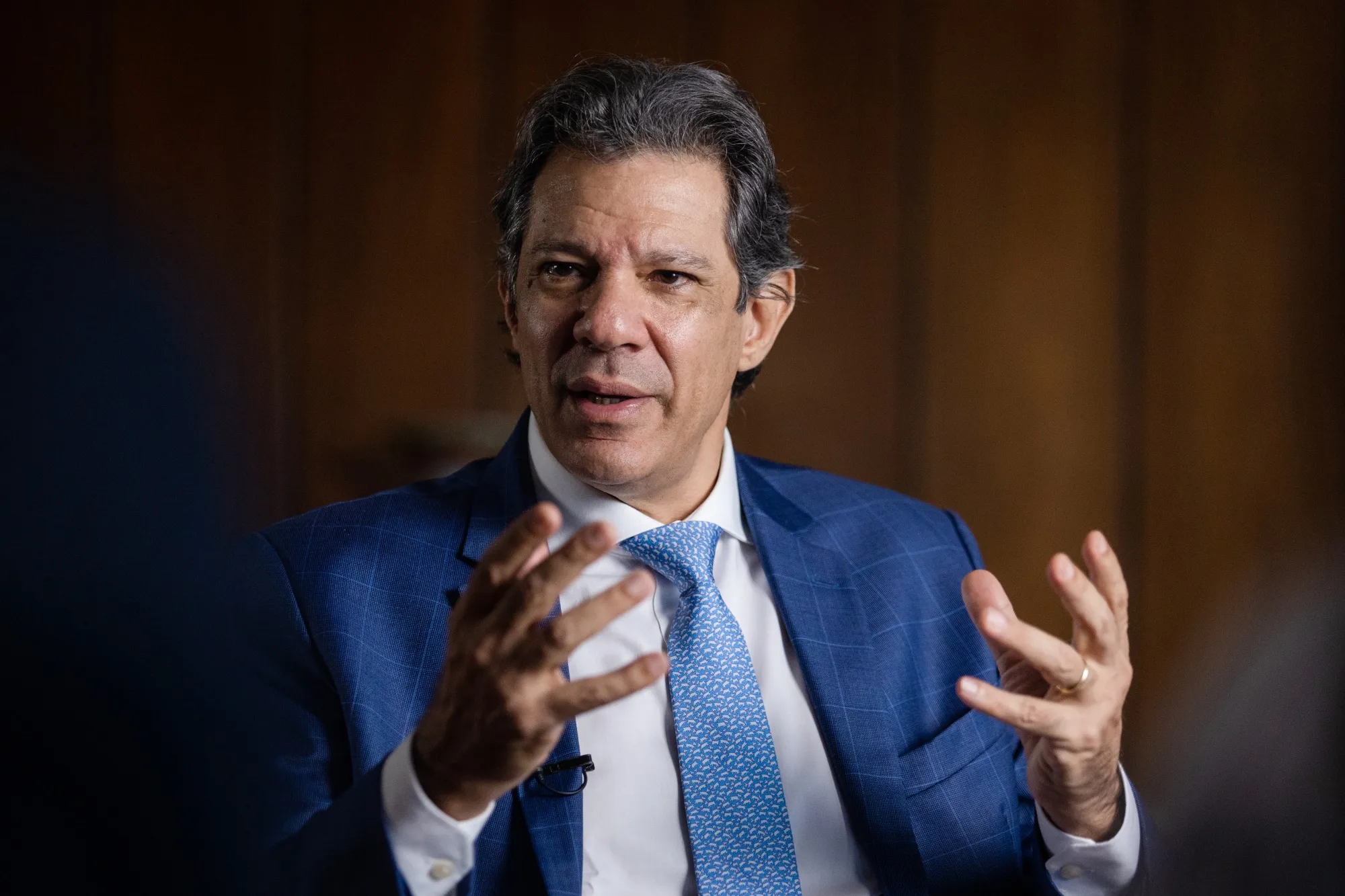 Brazil Finance Chief Fernando Haddad Pivots as Lula Lingers in the  Limelight - Bloomberg