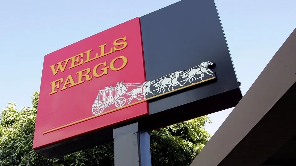 Watch Fed Lifts Wells Fargo Asset Cap - Bloomberg