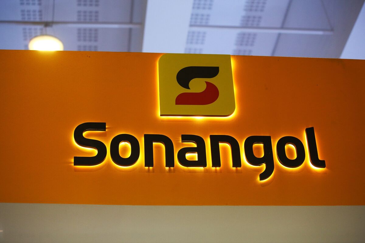 bloomberg.com - Candido Mendes - Angolan Oil Firm Sonangol Presses Ahead With IPO Despite Delays