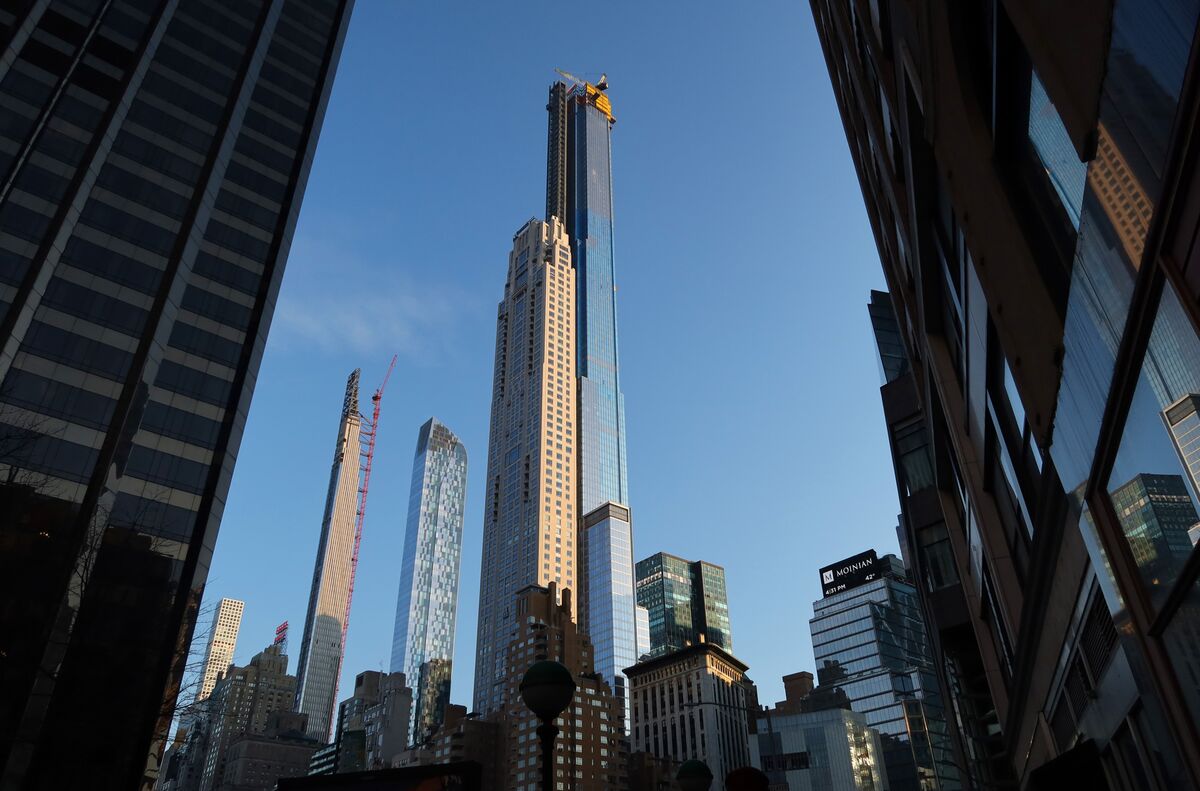 NYC Penthouse Once Listed for Record $250 Million Gets 22% Price Cut
