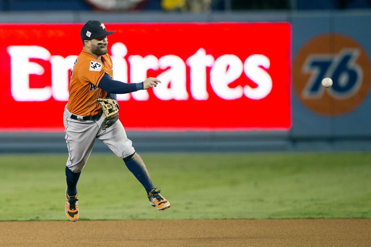 After playoff drought, fans snap up Astros gear