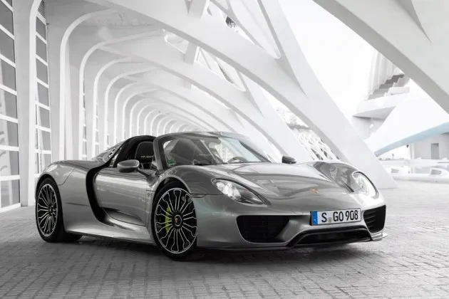 2015 Porsche 918 Spyder