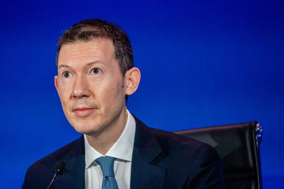 Air France-KLM CEO’s Strategic Plan Draws Investor Skepticism