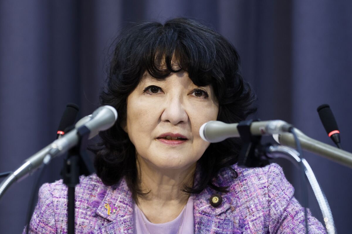 Japan’s Katayama Warns on FX After Yen Hits Fresh 8-Month Low