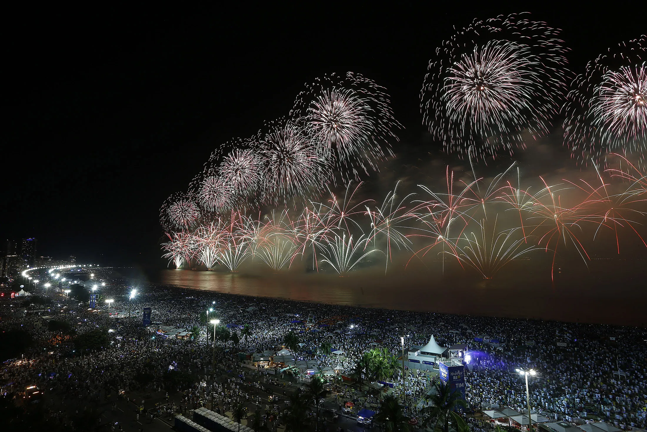 Rio de Janeiro Rings In The New Year