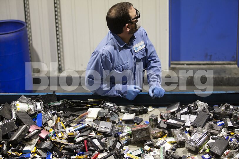 Li-Cycle To Go Public In Deal With SPAC Peridot