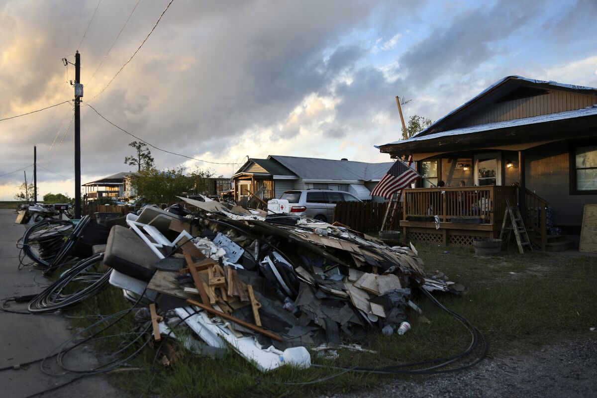 2 Louisiana Insurance Companies Fail After Hurricane Ida Bloomberg   1200x800 