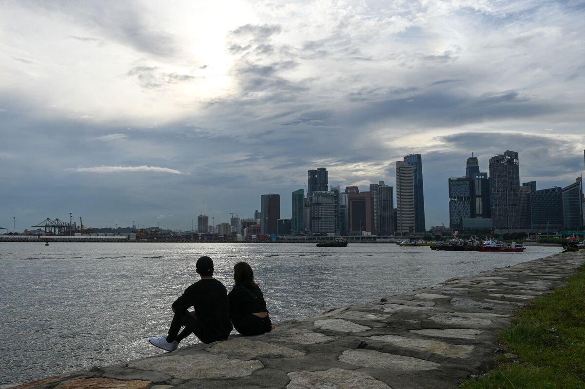 Singapore Government Launches Pilot Program to Help Public Officers Find Love