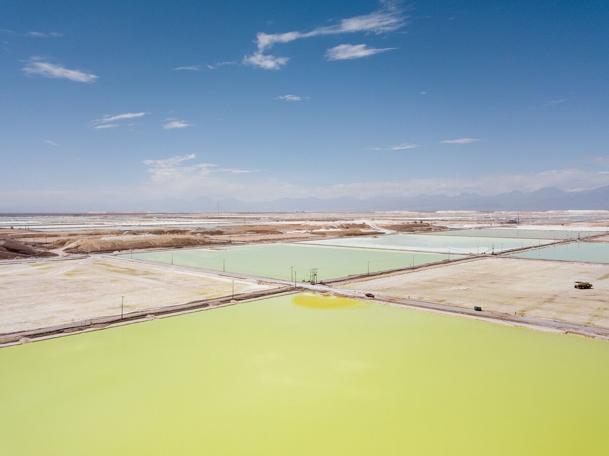 
                            Lithium Output at SQM-Codelco Venture Edges Out Forecasts