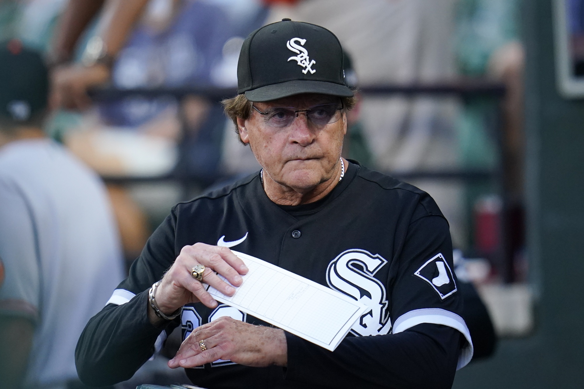 Tony La Russa to decide on future within two weeks of World Series