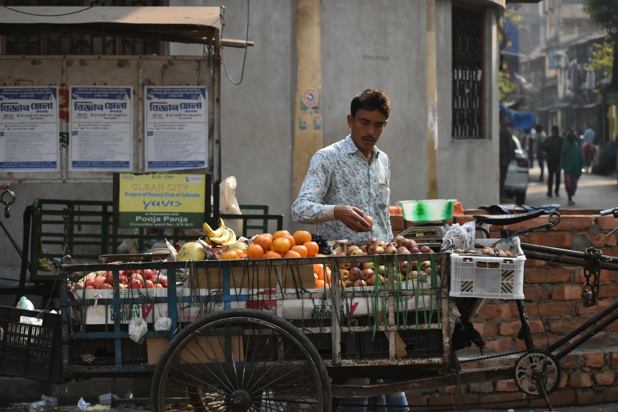 Health, education, climate change, and income security for the poor need to be part of India’s budget.
Photo: Sudipta Das/NurPhoto/Getty Images