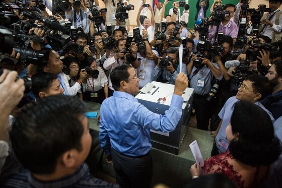 Cambodia Strongman Extends 33-Year Rule in Boycotted Election