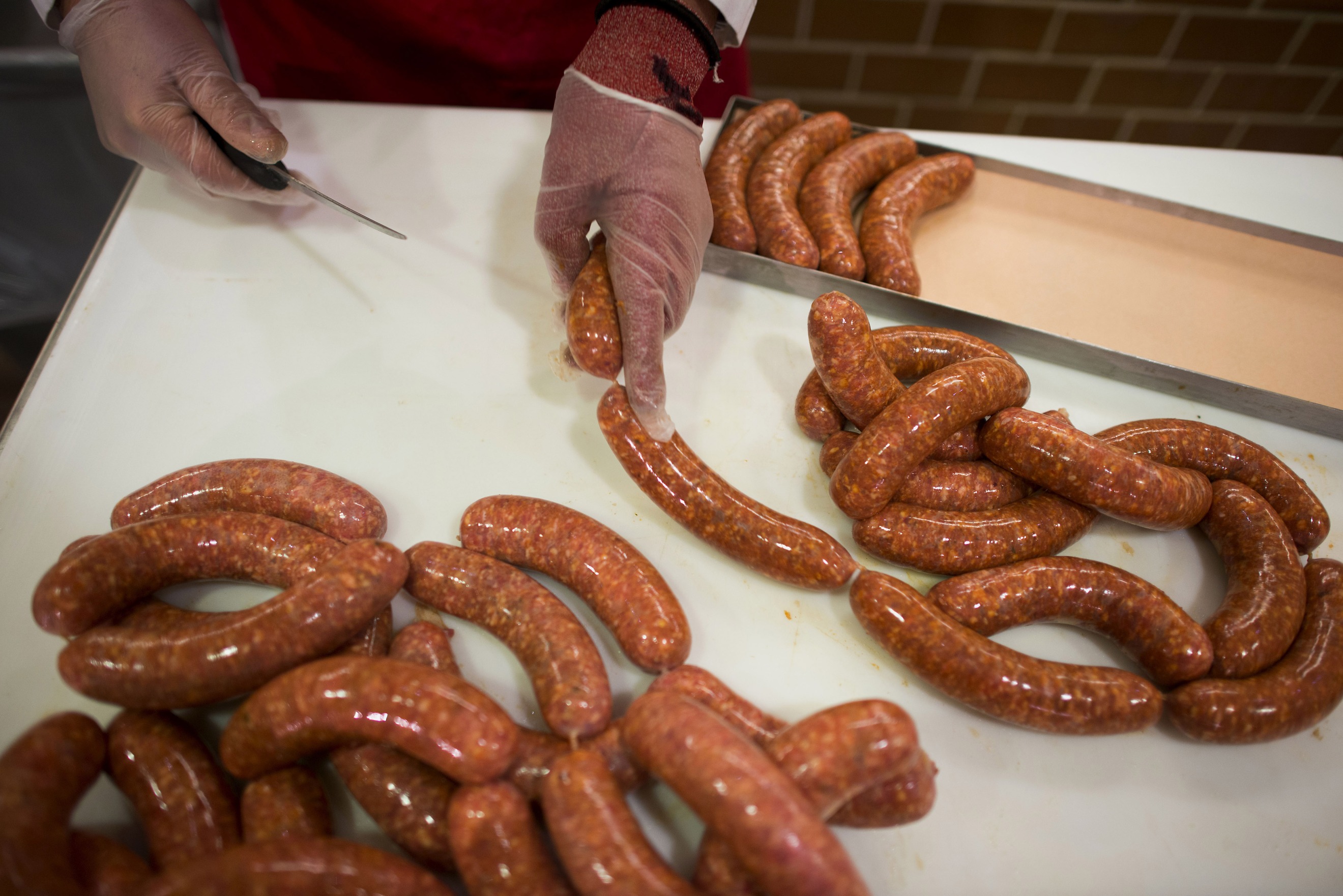 Mini-chorizo heads the wrong way in sausage race