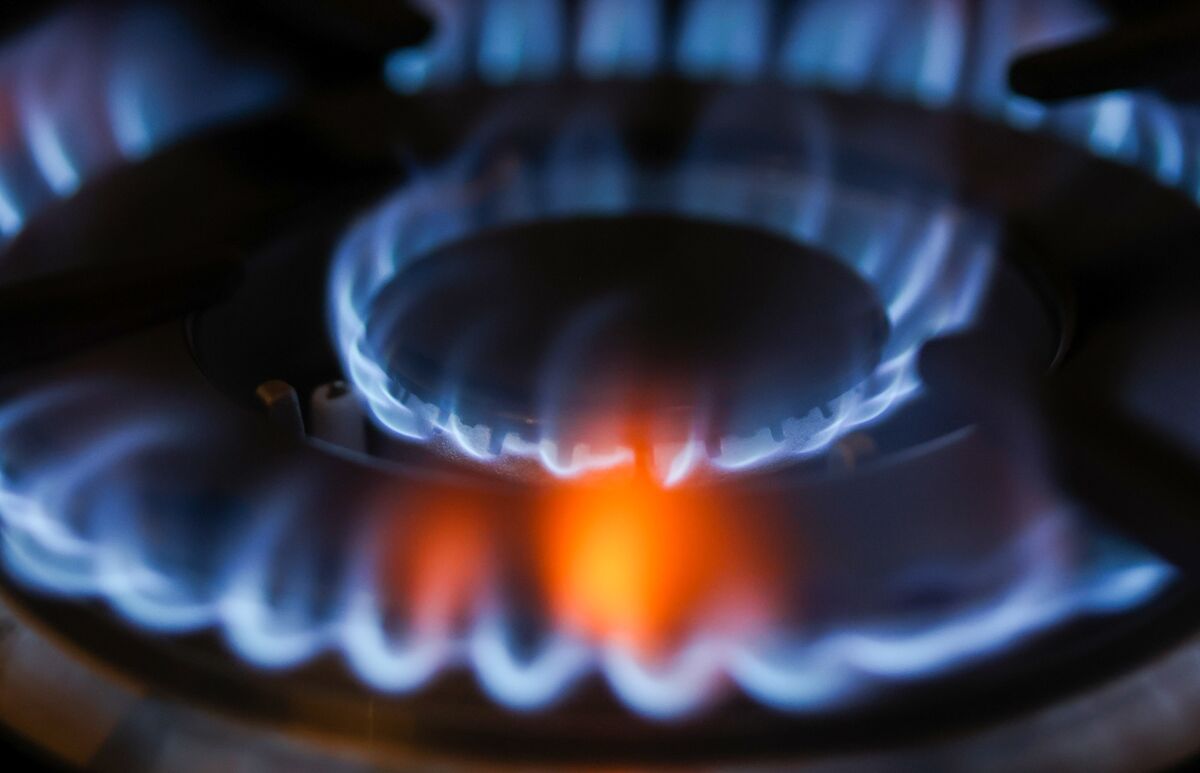 Natural Gas Market Turmoil May Interrupt Slide in UK Inflation
