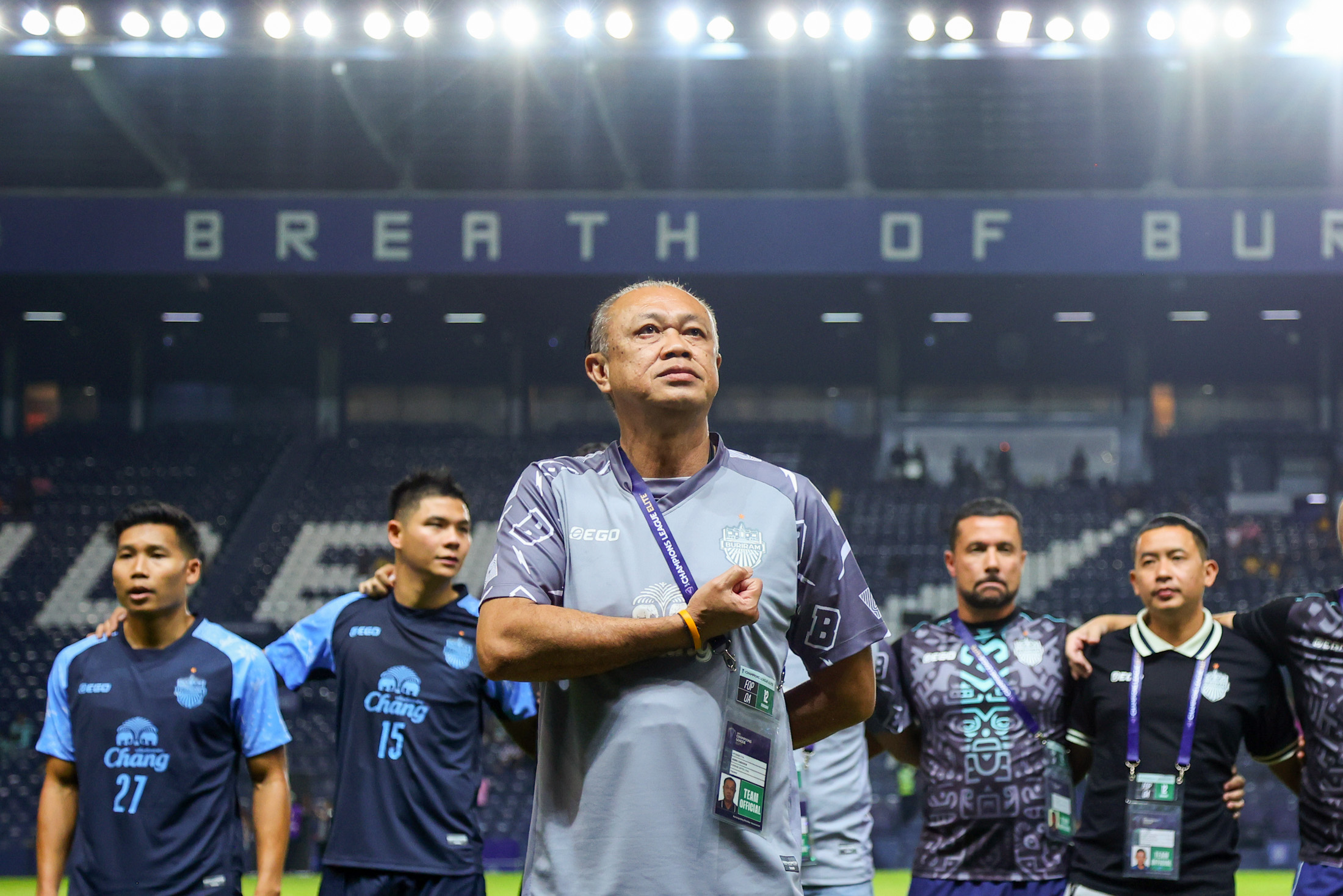BURIRAM, THAILAND - FEBRUARY 12: Buriram United President Newin Chidchob applauds fans with players after the team's 2-1 victory in the AFC Champions League Elite East Region match between Buriram United and Ulsan HD at Buriram Stadium on February 12, 2025 in Buriram, Thailand. (Photo by Pakawich Damrongkiattisak/Getty Images) Photographer: Pakawich Damrongkiattisak/Getty Images