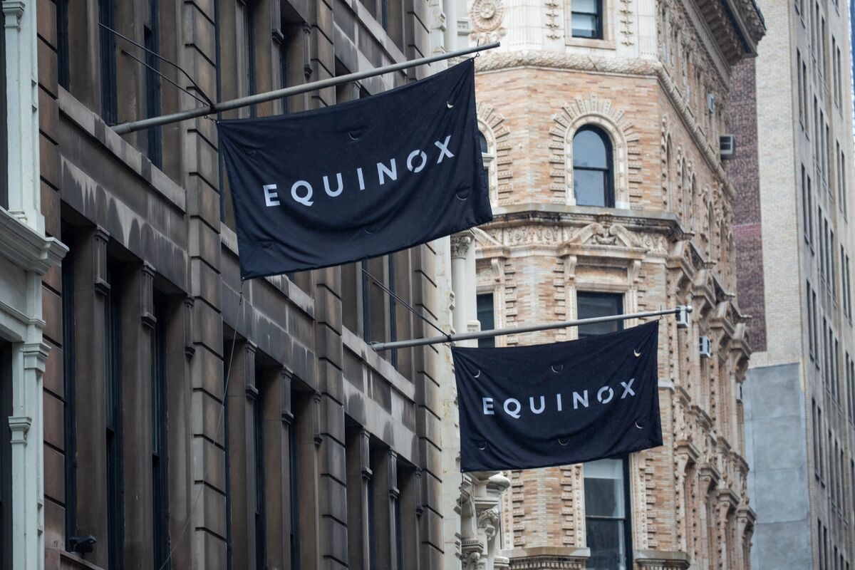 soulcycle equinox group