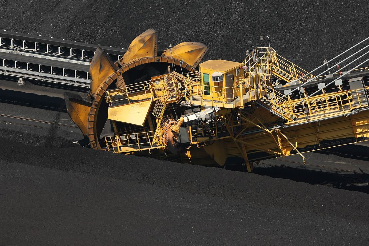 Glencore's Poised for Record Profit Despite Horrible Year Bloomberg