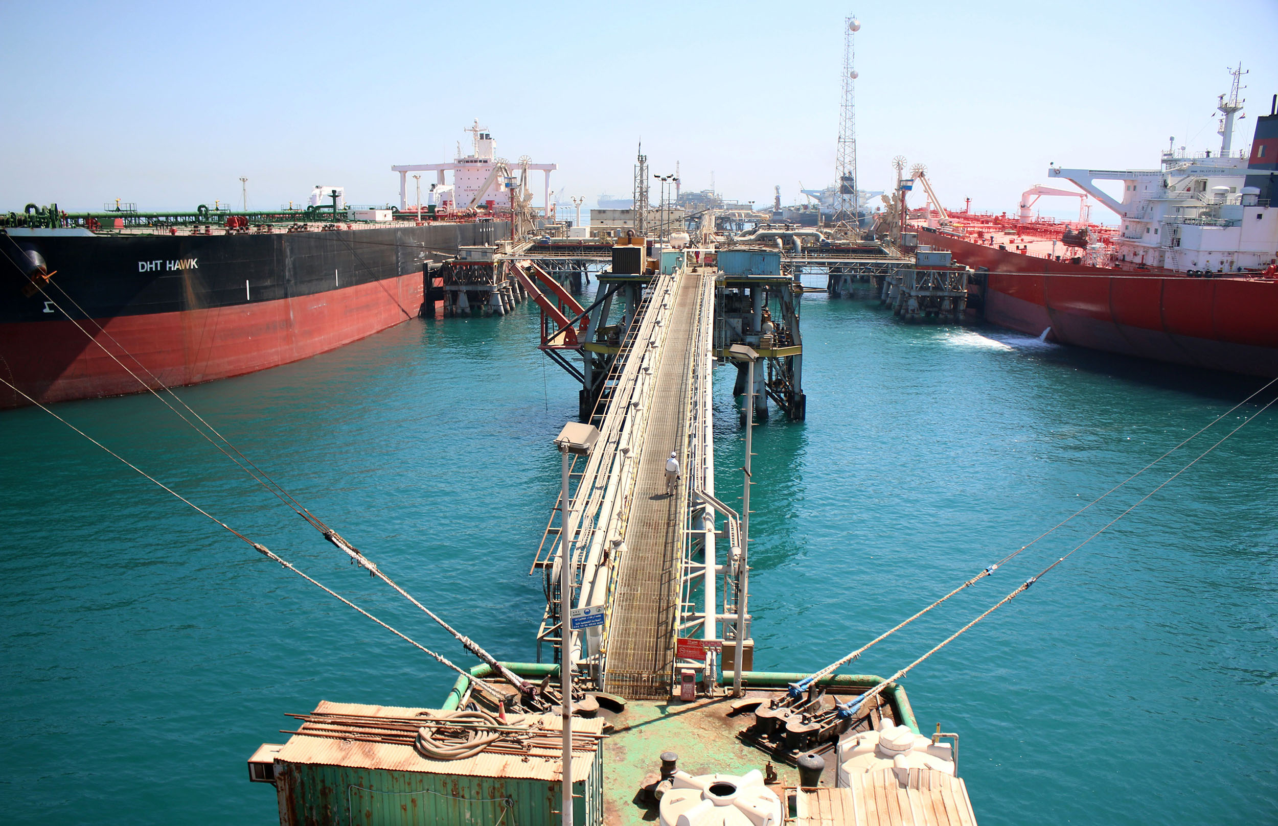 Oil tankers dock at a floating platform on Sept. 21, 2014, offshore from the southern Iraqi port city of Al Faw, 90 kilometres south of Basra.
