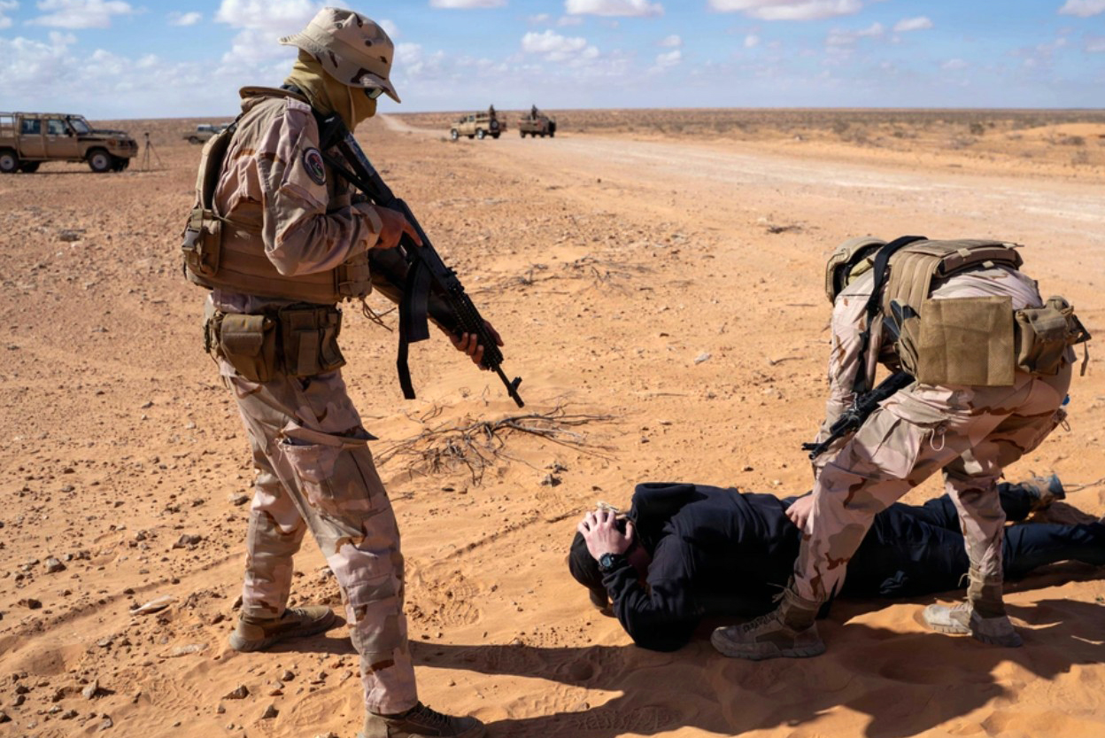 Libyan joint force soldiers conduct vehicle interdiction training during the Flintlock 2026 special operations exercise in Sirte on April 25. Photographer: Tech. Sgt. Katelynn Moeller/US Air Force/Defense Visual Information Distribution Service