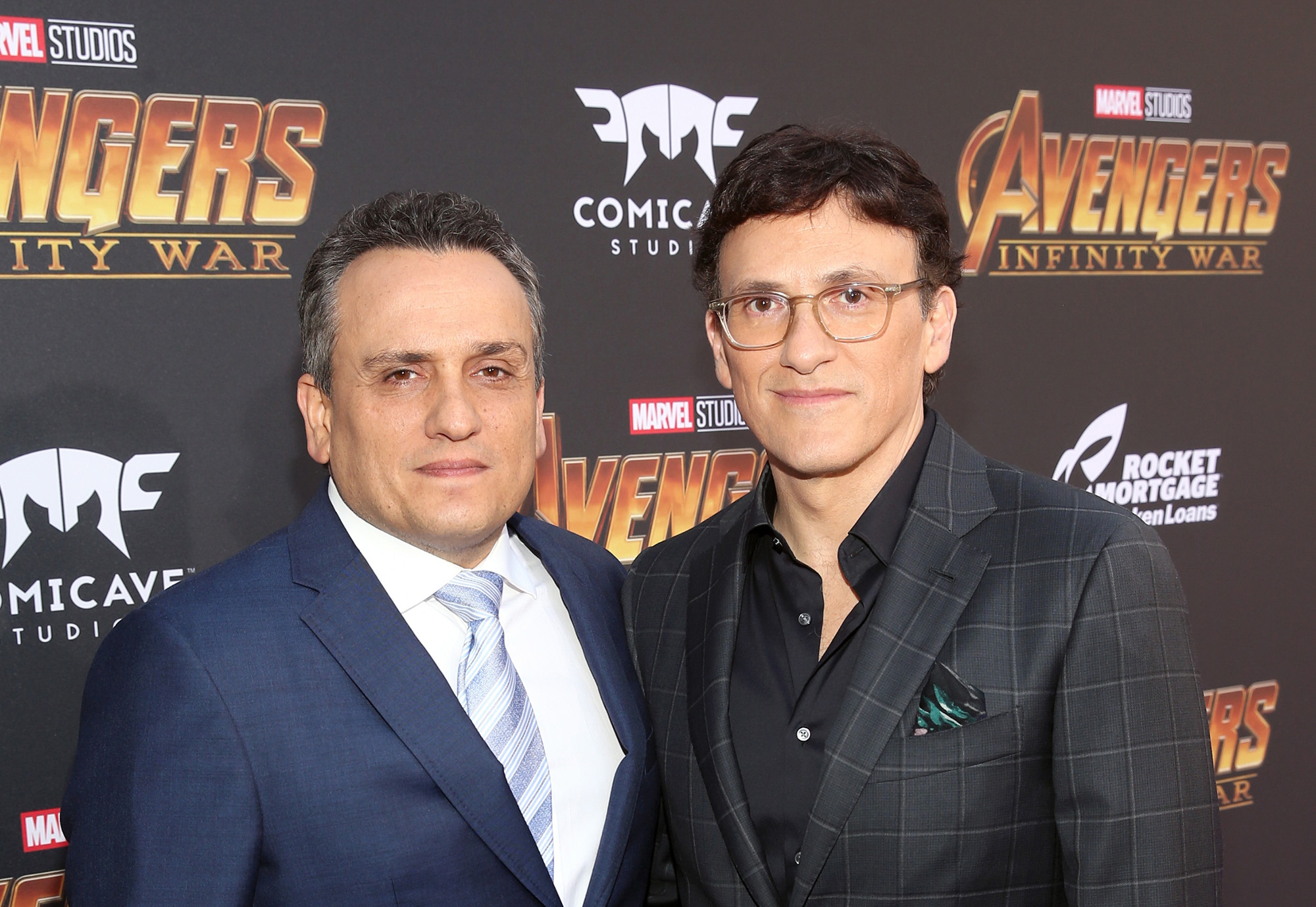 Russo brothers. Братья Руссо. Энтони Руссо, Джо Руссо. Братья Руссо Мстители финал. Братья Руссо американский Режиссёр.