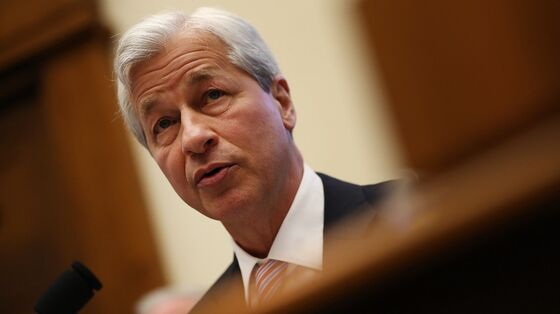 Dimon Says JPMorgan to Review Contracts Amid Debt Limit Impasse