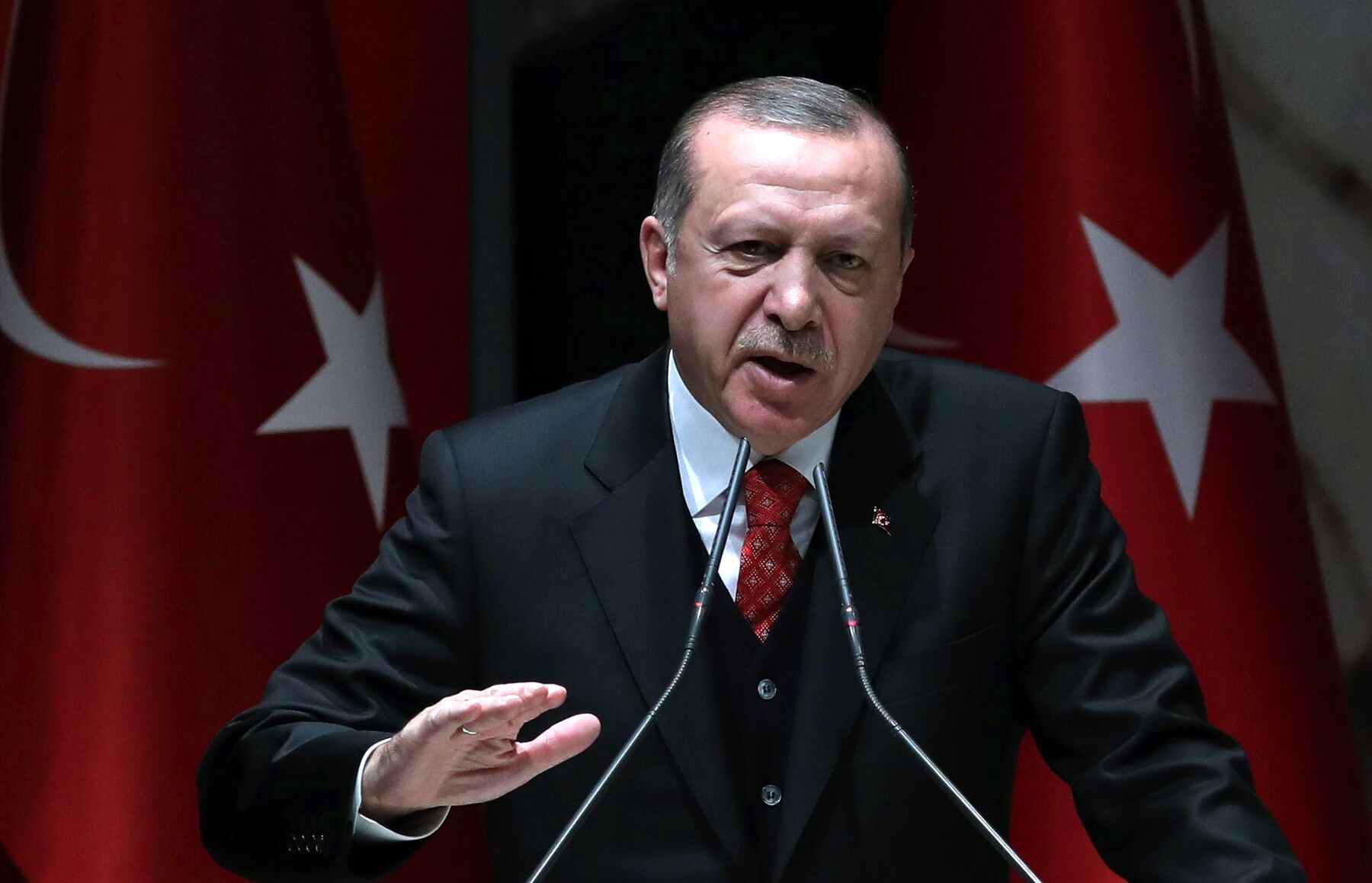 Erdogan Accuses U.S. Of Creating `Army Of Terror' On Turk Border ...