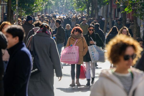 Shoppers in Madrid